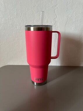 Yeti 40 oz tumbler